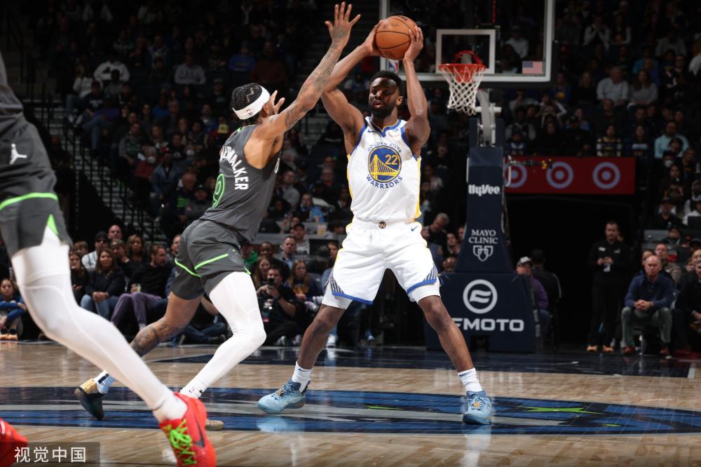 轻女选手多 轻女选手多