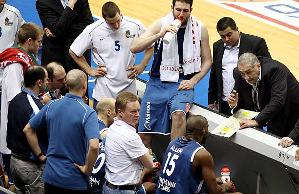 我可以帮你 我可以帮你