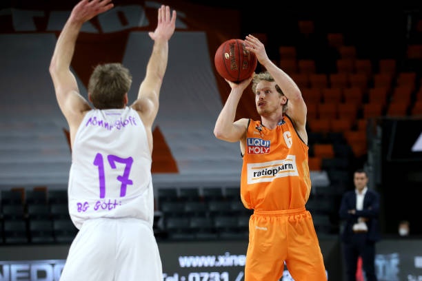 他需要在有 他需要在有